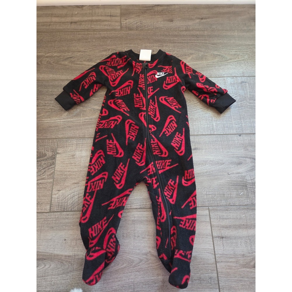 Nike baby boy fleece sleeper 6 mos